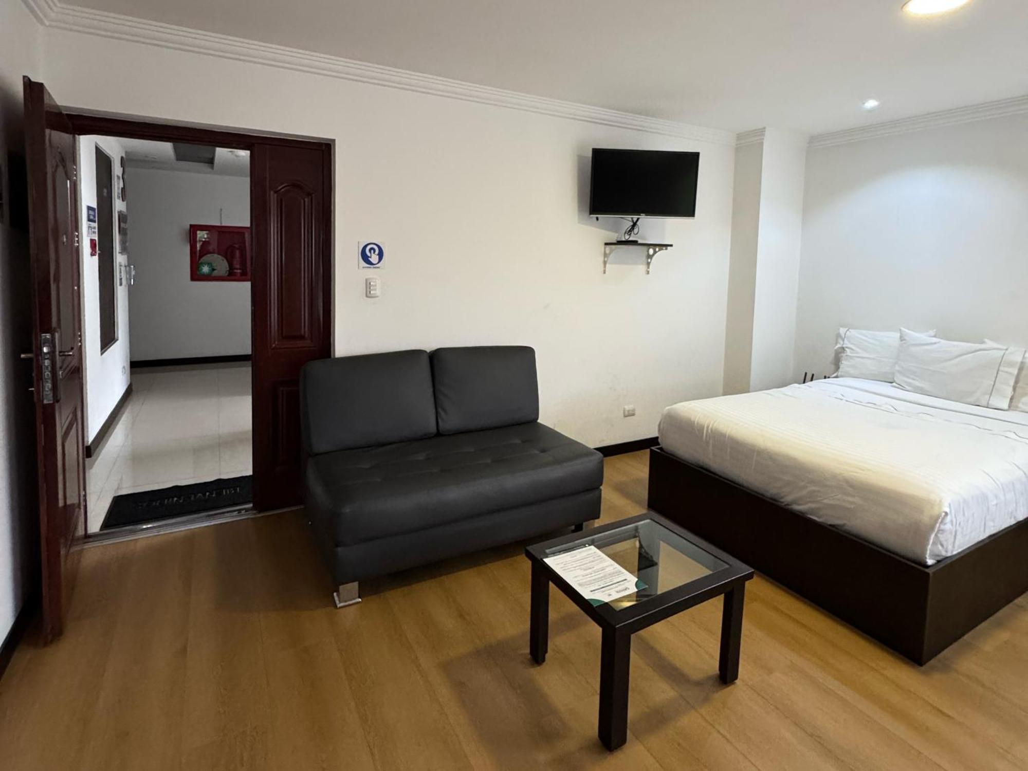 Gaviota Apartments & Suites Cuenca Zewnętrze zdjęcie