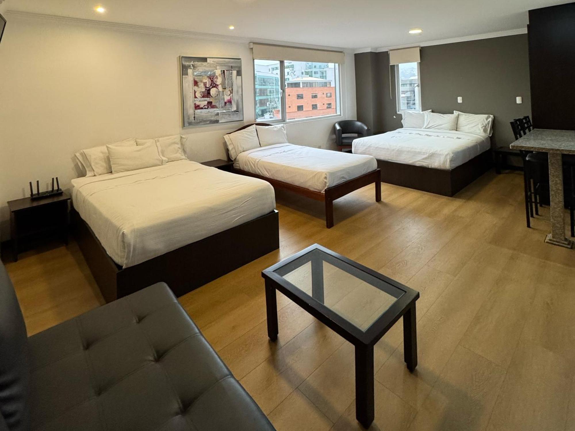 Gaviota Apartments & Suites Cuenca Zewnętrze zdjęcie