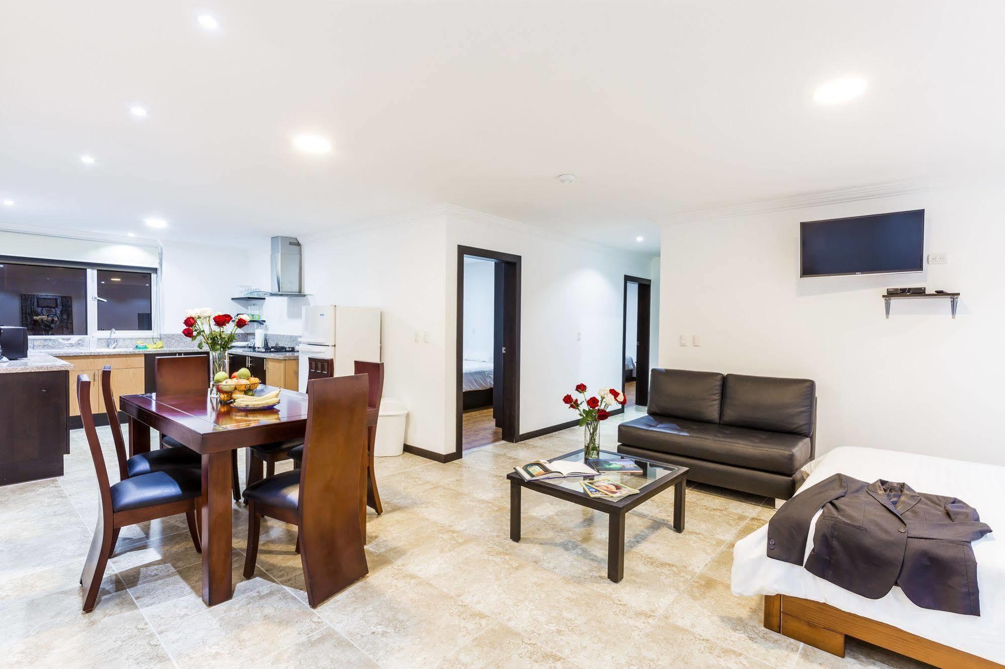 Gaviota Apartments & Suites Cuenca Zewnętrze zdjęcie